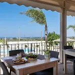 Alojamento de Acomodação e Pequeno-almoço Arbor Exclusive 4*