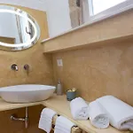 Alojamento de Acomodação e Pequeno-almoço Arbor Exclusive 4*