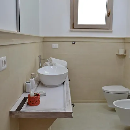 Arbor Exclusive أُجينتو