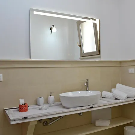 Arbor Exclusive Bed & Breakfast