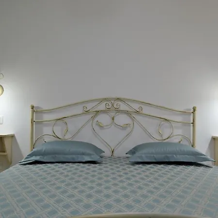 Arbor Exclusive Bed & Breakfast