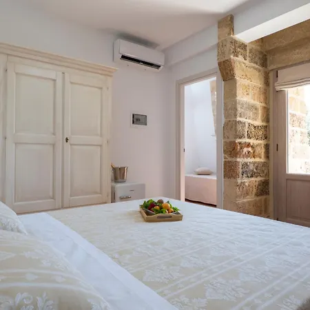 Arbor Exclusive أُجينتو