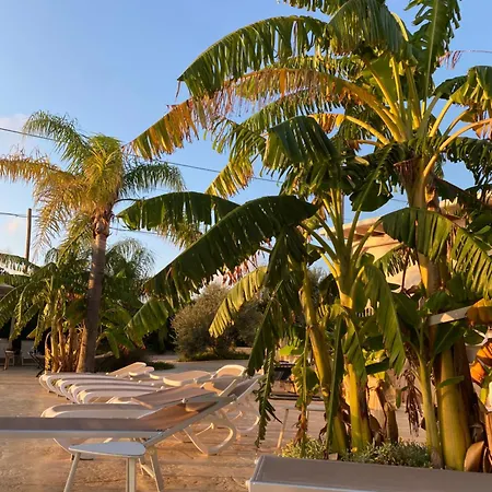 Arbor Exclusive Bed & Breakfast 4*